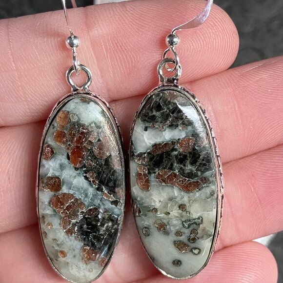 Eudialyte Stone Crystal Jewelry Pendant - Picture 3 of 7